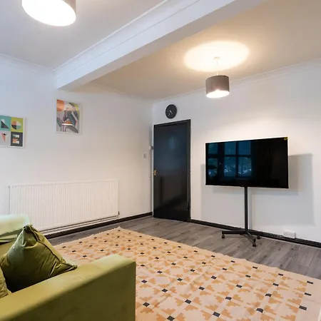 Long Term -city Center, University, Bull Ring, Broad St, Coffee Pods, Business, Students & Leisure Birmingham